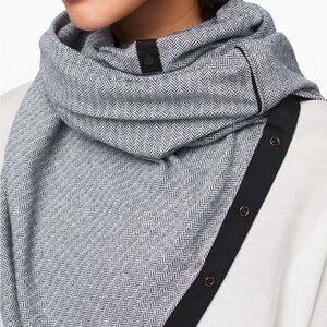 Lululemon Vinyasa Scarf *Rulu Heathered Herringbone Heathered Black White